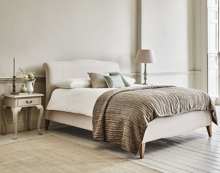 Today we're partnering with British furniture company, Willow & Hall, to share 7 ways of how to turn your bedroom into a relaxing sanctuary. Today we're partnering with British furniture company, Willow & Hall, to share 7 ways of how to turn your bedroom into a relaxing sanctuary.